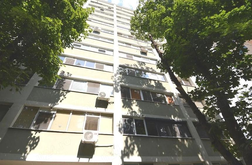 Basarabia - Câmpia Libertății - vizavi Parcul Național si Arena Națională -