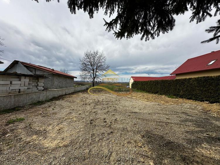 Teren intravilan 2800 mp de vanzare Prajesti (Traian) - Bacau - 4