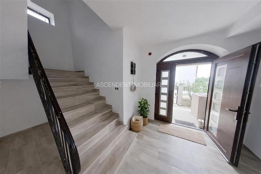 FILM &3D!  Resedinta de exceptie, in pretiosul areal Bunloc, Brasov - 3