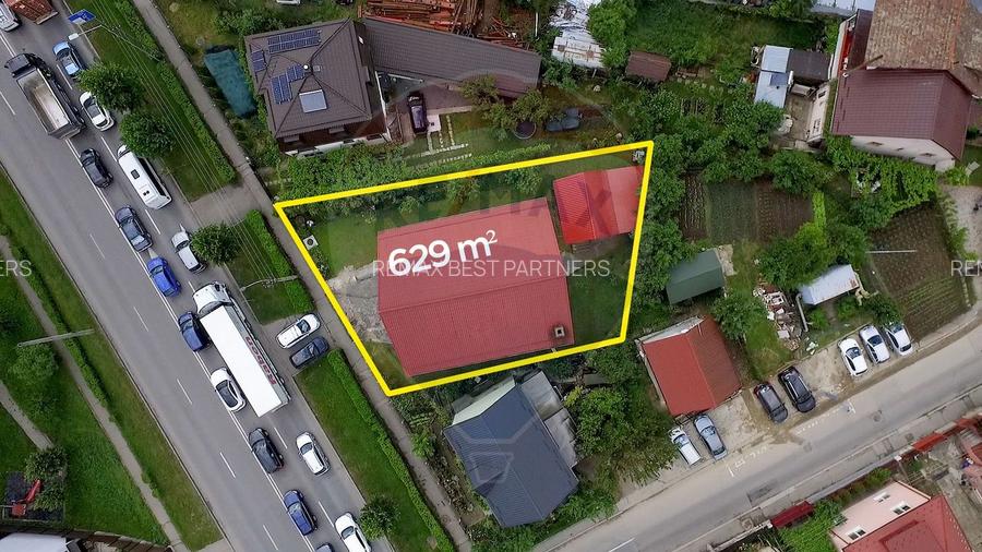 Casa cu 10 camere de vanzare pe str. Corneliu Coposu - 2