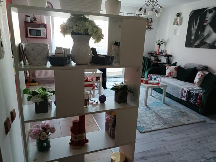 Apartament cu  2camere,etaj intermediar,zona Eroilor - 2