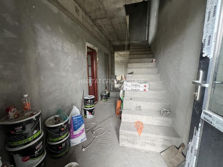 Duplex  175 mp utili 58 mp demisol curte 180 mp finisaje la alegere 3 bai - 13