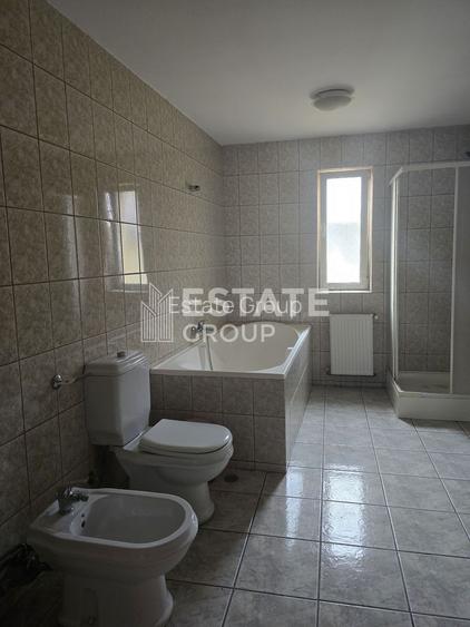 Spatiu comercial central - 7