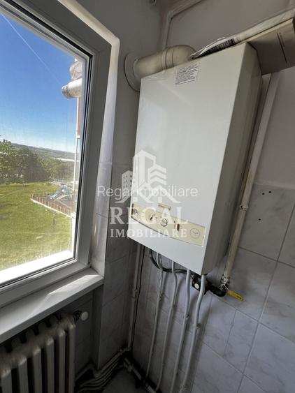 Apartament 2 camere decomandat – Micro 7 | Etaj 2 | Balcon | Panoramă - 5