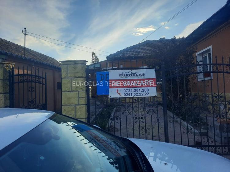 Casa 2 corpuri - Ovidiu - 105.000 euro pret fix (Cod E2) - 5