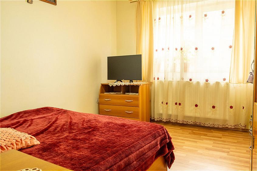 Vanzare apartament 2 camere, decomandat, str. Eroilor, langa Profi - 7