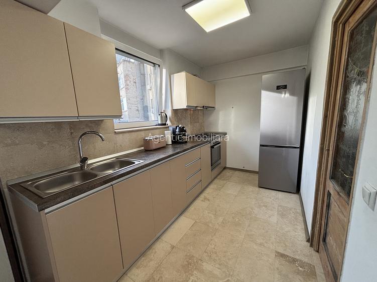 3 Camere - Centrul Vechi - Strada Doamnei - Centrala Imobil - Terasa 20 mp - 7