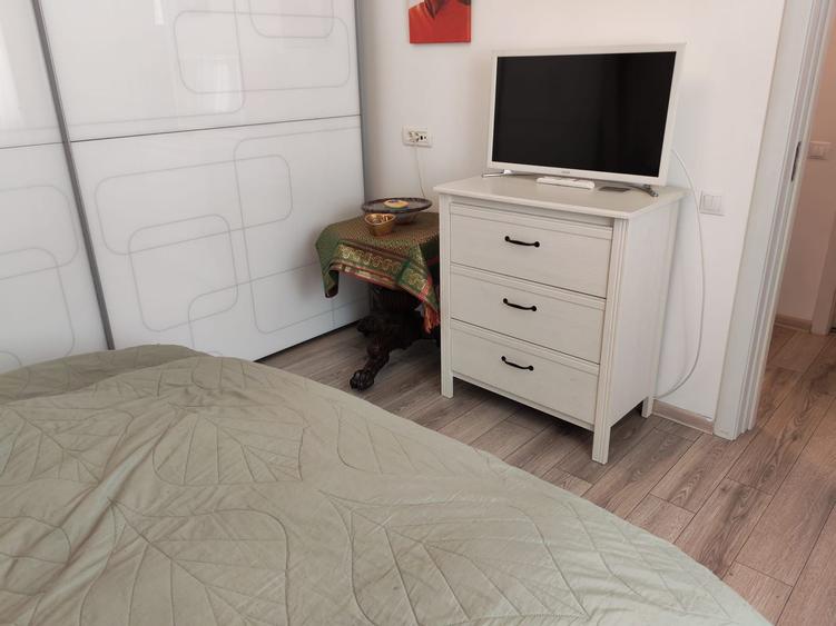 Apartament 2 cam de vânzare | Armeneasca | Fără risc seismic | Centrală proprie