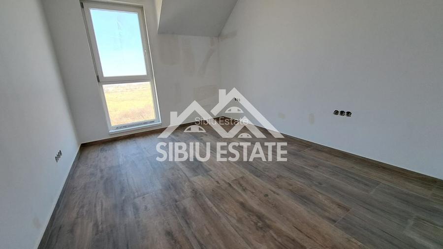 Casa la pret de apartament, 5 camere Sibiu Calea Cisnadiei - 11