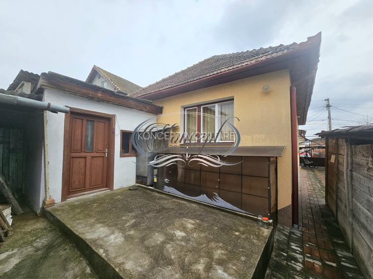 Casa solida cu teren drept si pozitie retrasa - 6