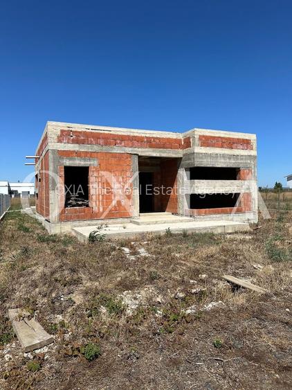 OX662 Casa pe un singur nivel, in Pischia - 4