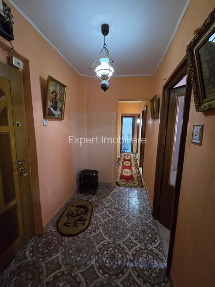 Ap 3 camere, Calea Calarasilor Viziru 3 , sup 64 mp - 8