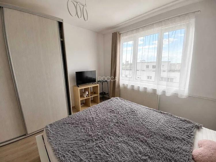 Apartament de 2 camere decomandat, renovat, etaj 10/10, 4 min metrou 1 Decembrie - 2