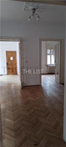 Vila cu 4 camere | Oportunitate Investitie | FLOREASCA - 4