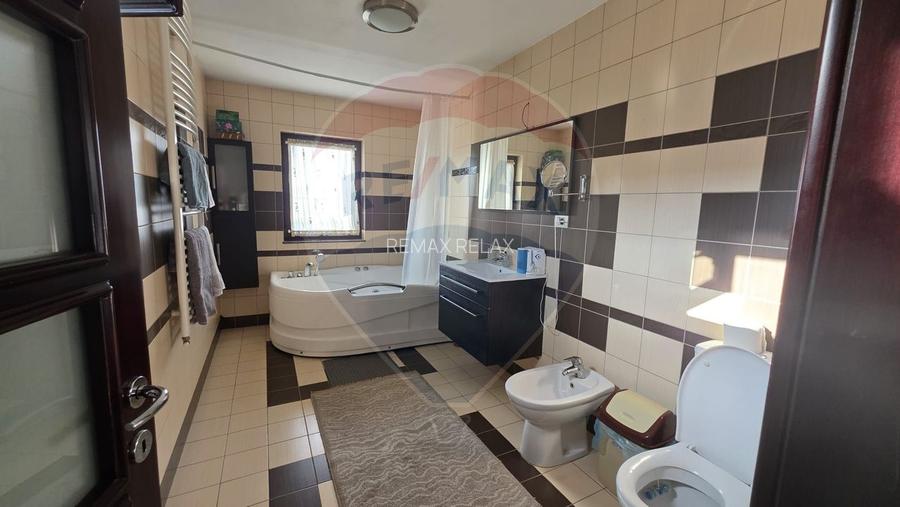 Casă / Vilă de vânzare în mun. Vaslui, jud. Vaslui - 0% Comision - 11