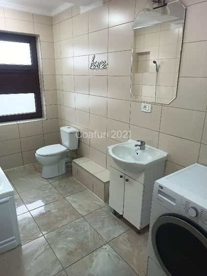 Vând apartament cu parcare  - 5