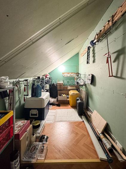 Apartament 2 camere - Domenii, etaj 2/2, centrala noua, curte, boxă, pod. - 23