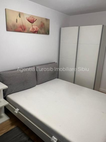 Apartament cu 3 camere si 2 bai de inchiriat in Sibiu str Doamna Stanca - 3