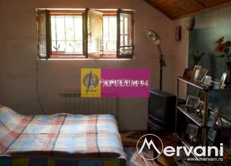 Vila de vanzare in Busteni - Zona Centrala - 25