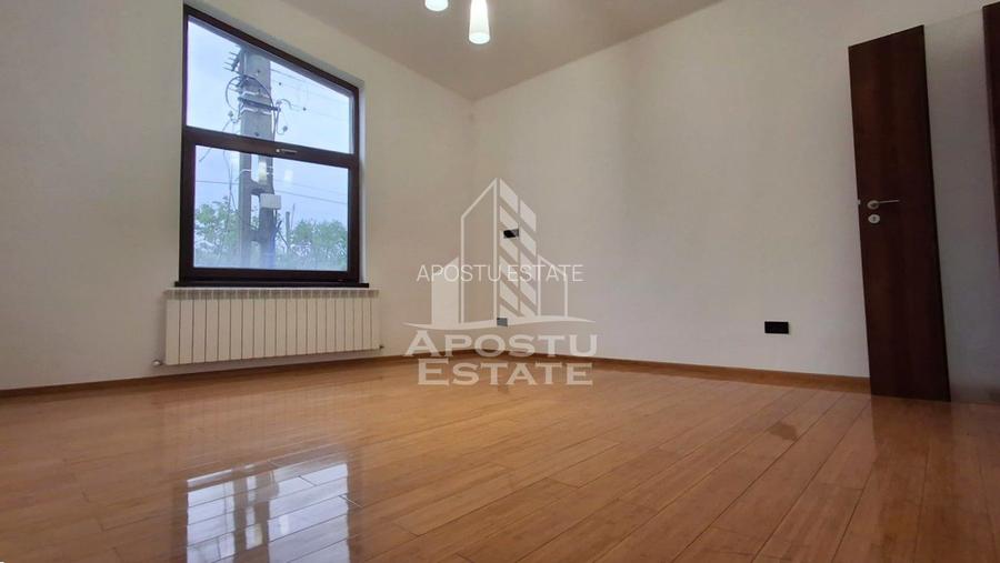 Spatiu comercial cu etaj, pentru activitati diverse - 4