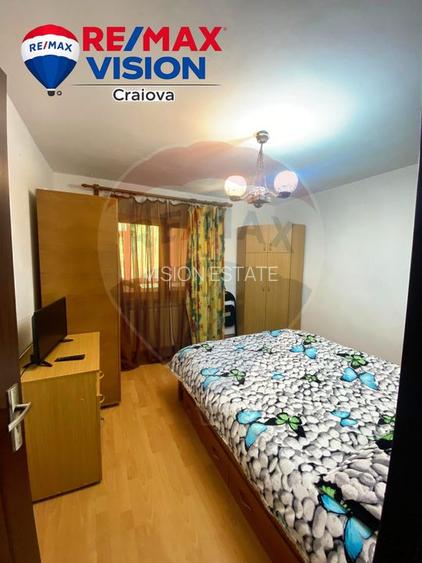 Apartament cu 2 camere de închiriat în zona Rovine - 3