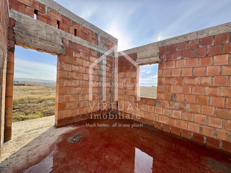 Casa individuala cu 4 camere, 456mp teren, Sura Mica - 9