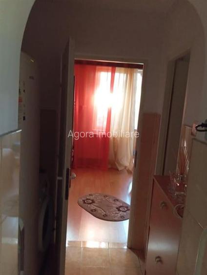 Apartament cu 2 camere - centru - 4