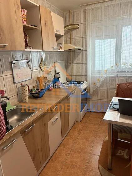 Apartament 3 camere zona Margeanului - 5