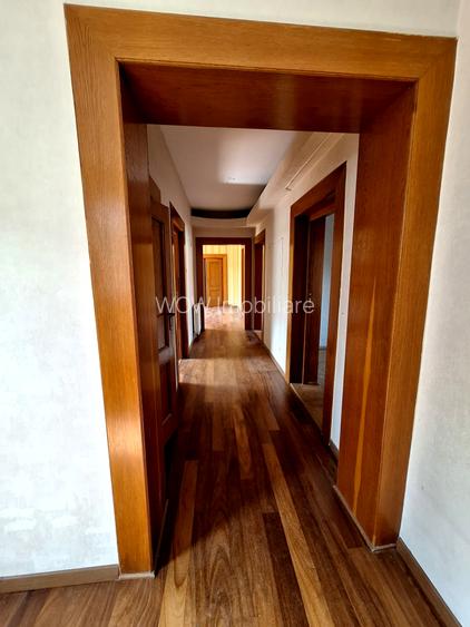 Casa cu 6 camere 5 bai si 960 mp teren de vanzare in zona centrala Sibiu - 7