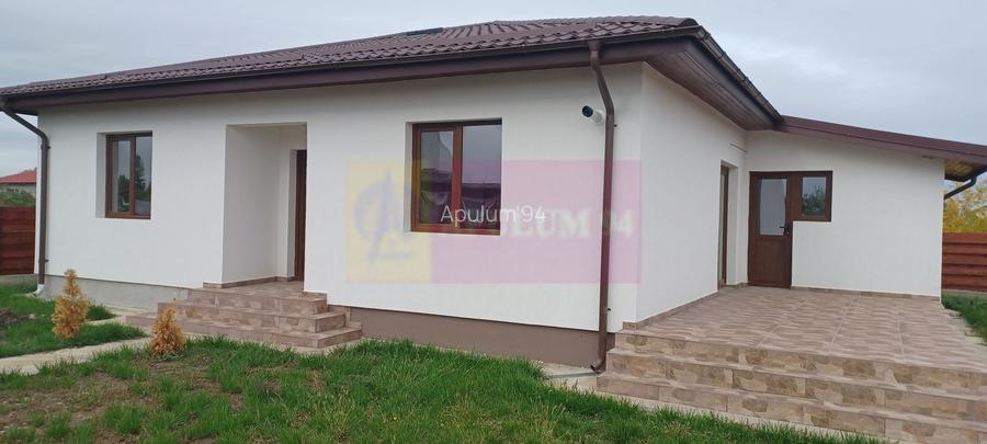 Săbăreni, casă nouă, 3 camere, 2 băi, bucătărie, terasă, pivniță - 12