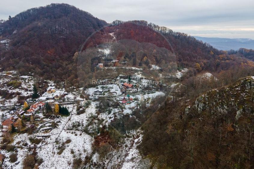 Casă de vanzare,Sacaramb jud. Hunedoara - 21