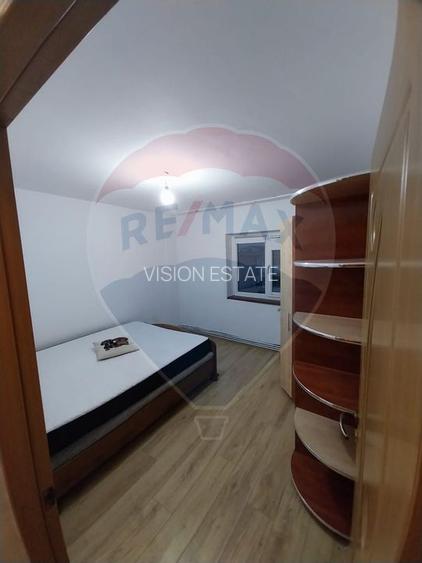 Apartament 2 camere decomandat in Rovine - Penny - 3