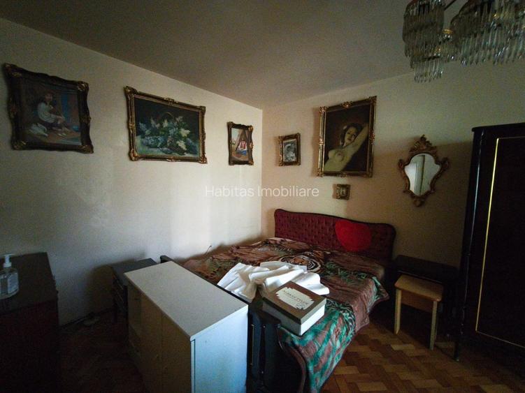 Apartament 2 camere, decomandat, parter cu balcon, GARAJ,  zona Mercur - 2