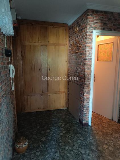 Apartament 4 camere ultracentral , etaj 3/4, Aleea Nucului - 2