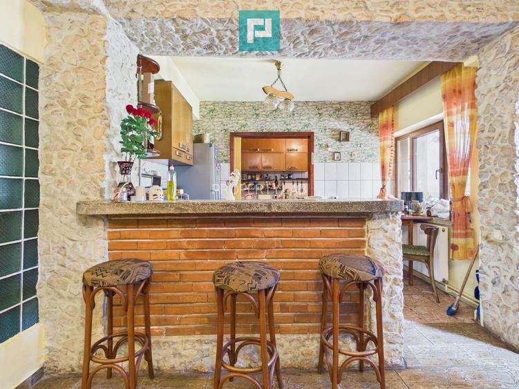 Proprietate multifuncțională centrală 1000 mp - 36