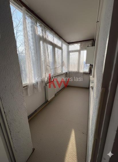 Apartament 3 camere decomandat in Nicolina, et 3 din 4 - 5