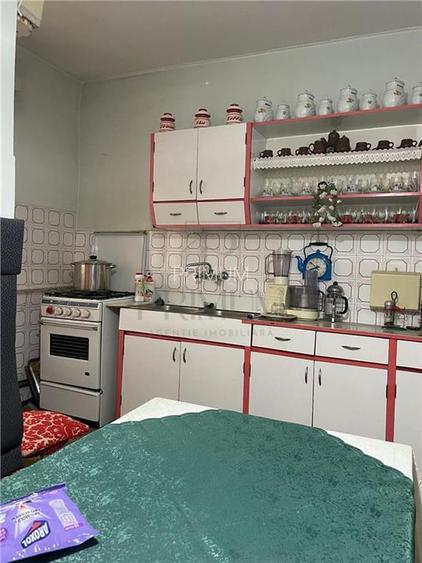 LUGOJULUI - 3 CAMERE - 2 BAI - 2 BALCOANE - CENTRALA PROPRIE - DECOMANDAT - BOXA - 11