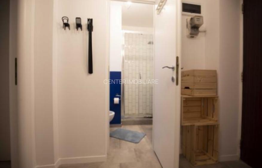 UNIVERSITATE, 2 camere, etaj 7, vedere spate, 50 mp, centrala proprie - 20