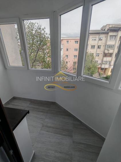 Apartament de inchiriat - 3 camere,  str. Stefan cel Mare - 15