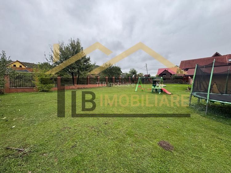 Vila cu 8 camere de vanzare, teren 1580mp, Zona Praid - 7