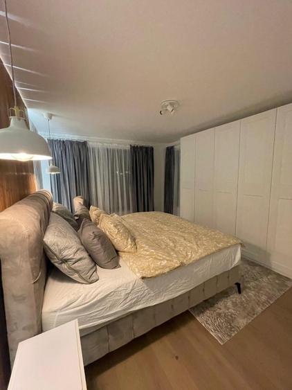 Închiriez casa cu 4 camere în Otopeni