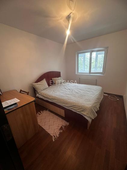 Apartament cu 3 camere, decomanddat, etajul 3/4, zona Nicolina - 2