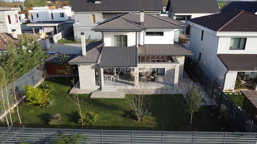 Oază de liniște și rafinament – Vilă  mobilată si utilată în Paradisul Verde - 2