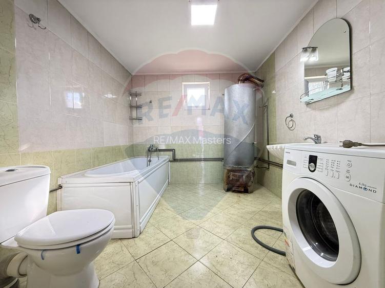 Casă de vânzare în Gura Humorului cu teren 600 mp - 11