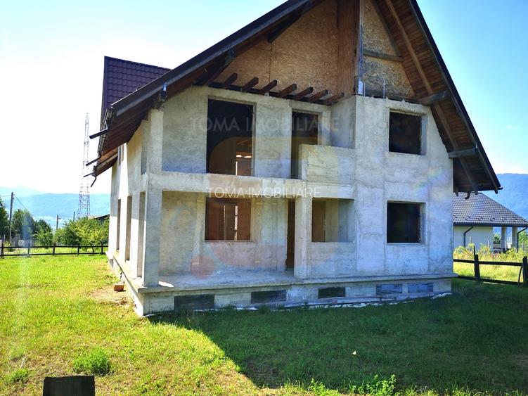 Vilă spațioasă cu vedere panoramică spre Lacul Bâtca Doamnei – Viișoara, Neam - 14