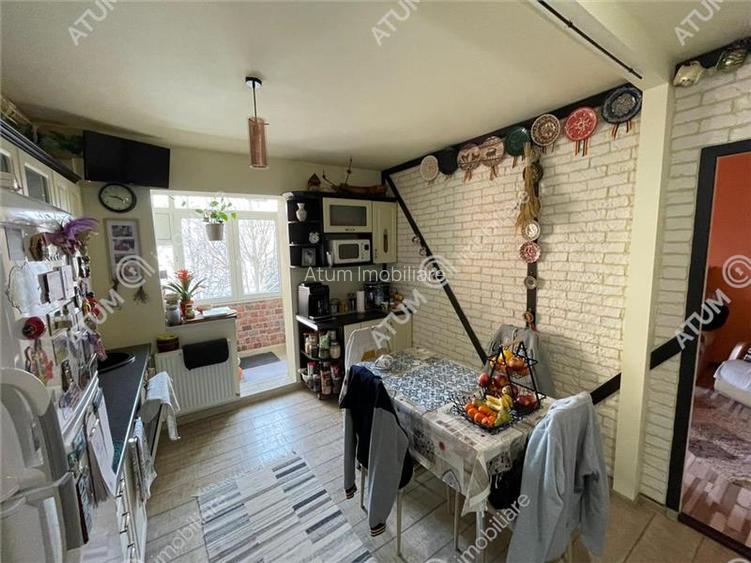Apartament 3 camere balcon etaj 1 zona Vasile Aaron din Sibiu - 9