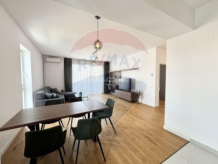 Apartament 2 camere de închiriat central, loc de parcare, comision 0 - 8