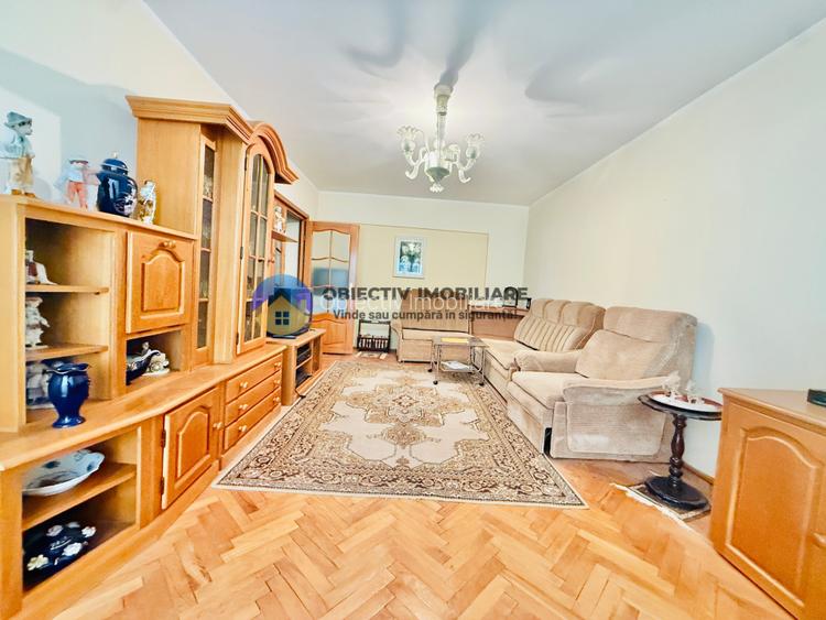 Apartament 3 camere / 2 bai/ ETAJ 2 / 80 mp / constructie 1990 - 7