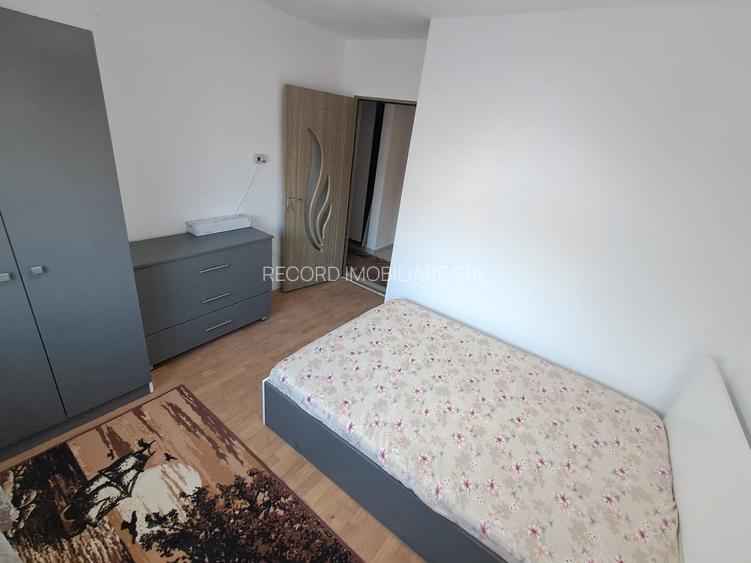 Ap.2 cam 57 mp dec. Renovat et.3,2 balcoane, Aleea Barsei Marasti - 5