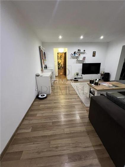 LIPOVEI - 3 CAM - ETJ.2 - 2 BAI - 2 BALCOANE - ANVELOPAT - ZONA EXCELENTA - 17